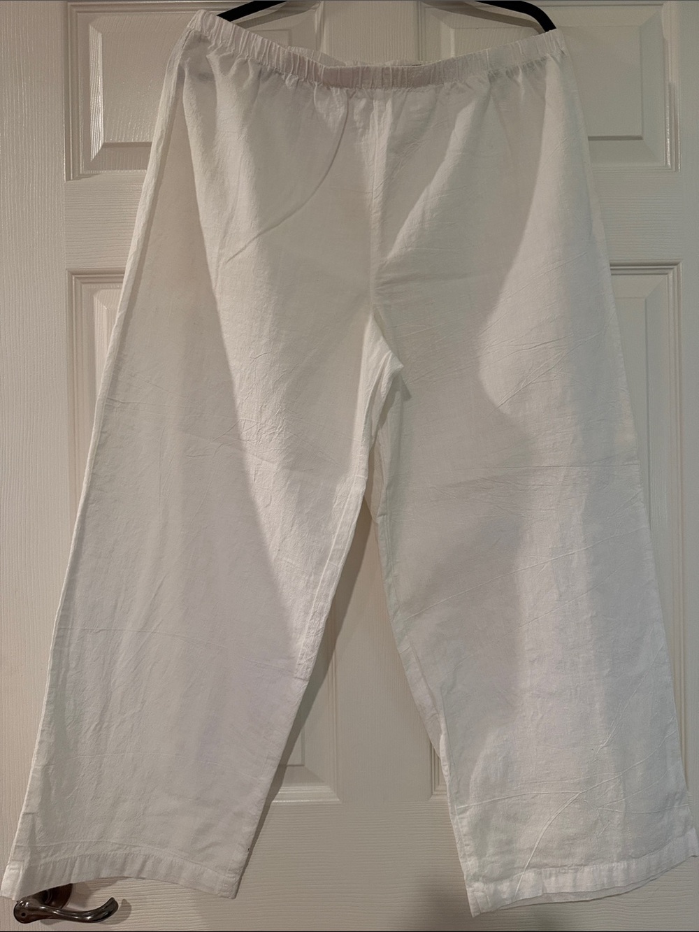 White Straight-Leg Women's Pants Size L